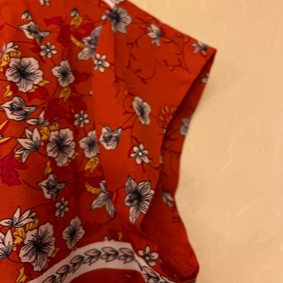 Liz Claiborne Burnt Orange (Rust) Floral Print Top - Picture 7 of 12